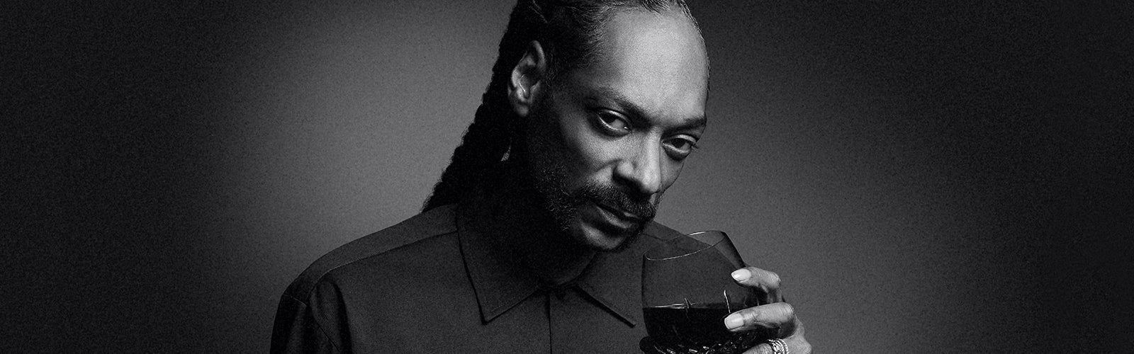 Snoop Dogg enjoying Cali Red